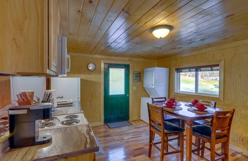 Beattyville Cabin | Peaceful Beattyville Cabin Near Red River Gorge!