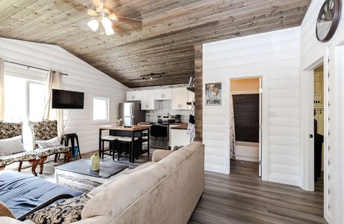 New Bothwell Cabin | Peaceful, Beautiful Cabin - Cabin 13
