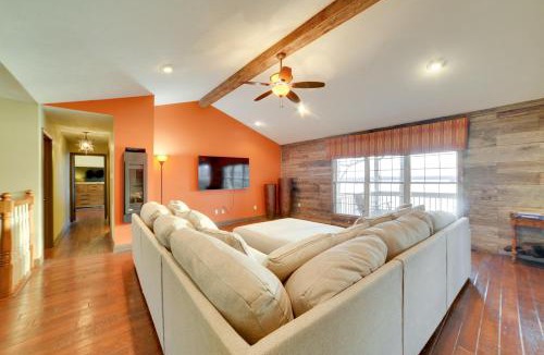 Big Sandy House | Peaceful Big Sandy Home w/Deck on Kentucky Lake!