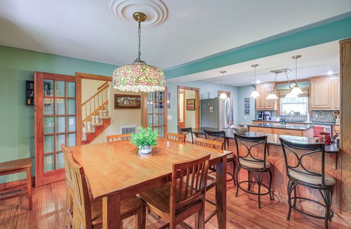 Bluff City House | Peaceful Bluff City Retreat w/Fire Pit & Grill
