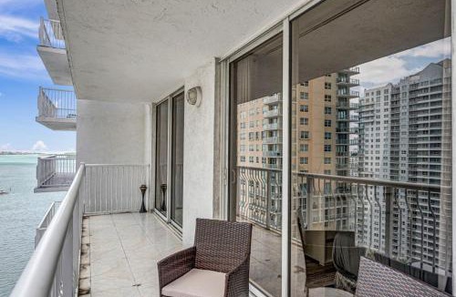 Brickell Apartment | Peaceful Brickell 1BR Water and City Outlook