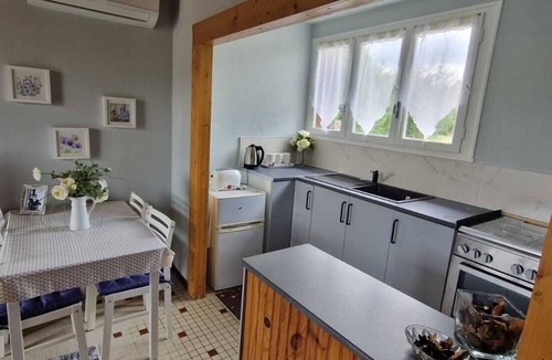 Villereal RV Rental | Peaceful Bungalow on spacious campground, 5 mins to a lively historical Village