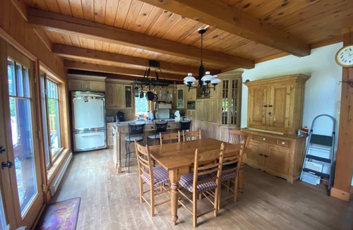 Chateau-Richer Ski Chalet | Peaceful by the River - Havre de Paix