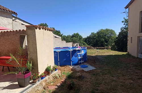 Mirandol-Bourgnounac House | Peaceful country cottage .