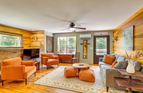 Ardmore House | Peaceful Cabin at Lake Logan w/Spacious Yard!