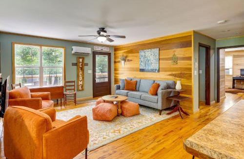 Ardmore House | Peaceful Cabin at Lake Logan w/Spacious Yard!