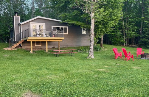 Winter Cabin | Peaceful Cabin on Lake with Pontoon-Fall dates still open.