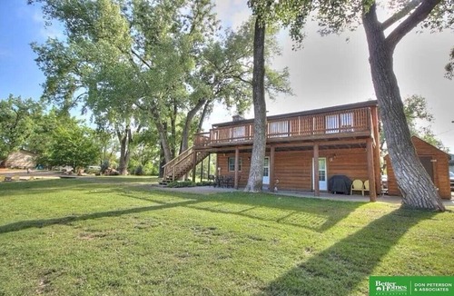 Fremont House | Peaceful Cabin on the Lake