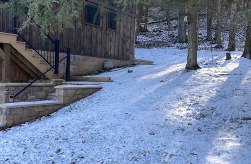 Lairdsville Cabin | Peaceful Cabin overlooking Lake