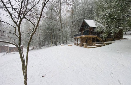 Lairdsville Cabin | Peaceful Cabin overlooking Lake