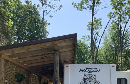 Andersonville House | Peaceful Camper on the “High Bridge Trail”