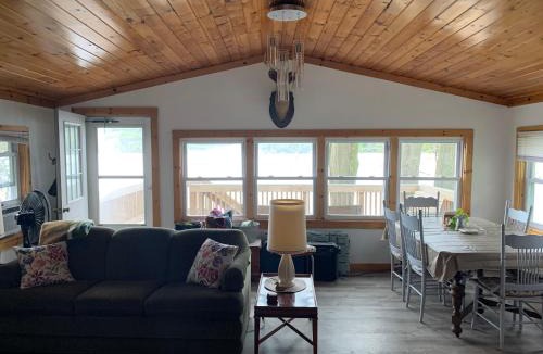 Hector House | Peaceful Cayuta Lake Cottage with early check in