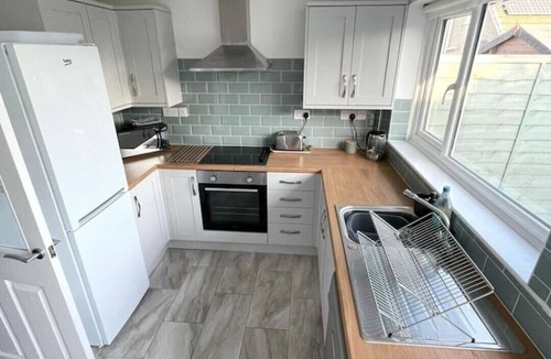 Camborne House | Peaceful centrally located, 2- Bedroom Bungalow.