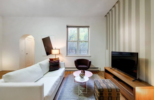 Upper West Side Apartment | Peaceful Charming Upper West Side One Bedroom