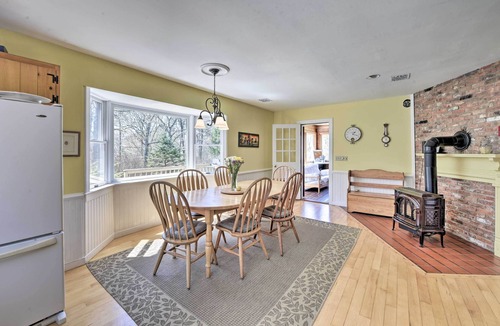 Menemsha House | Peaceful Chilmark Farmhouse by Menemsha Beach