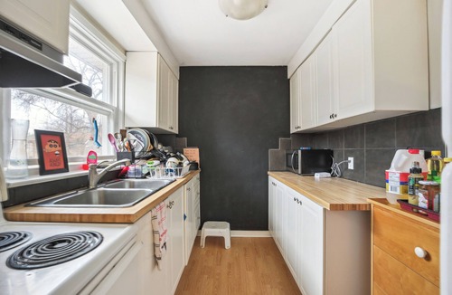 New Toronto Apartment | Peaceful, Clean, and Restorative Stay in Etobicoke – Ideal for Quiet Travelers