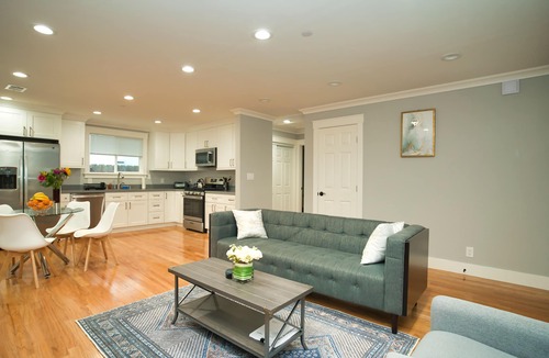 Emeryville House | Peaceful clean & Quiet Home
