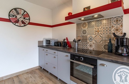 Rochefort-sur-Loire Cottage | Peaceful cottage in vineyards with garden and private parking