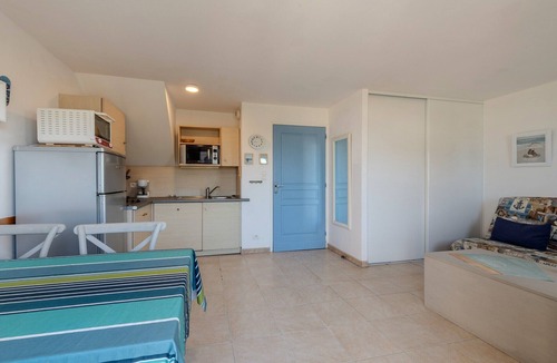 Saint-Nic House | Peaceful coastal stay with access to pool