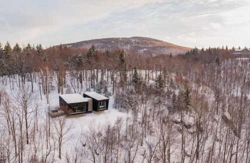 Bolton-Ouest Ski Chalet | Peaceful Contemplative Cottage