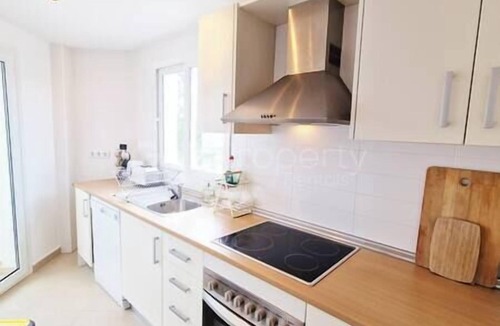 Sucina Apartment | Peaceful & Cosy Apartment with Golf Course Views