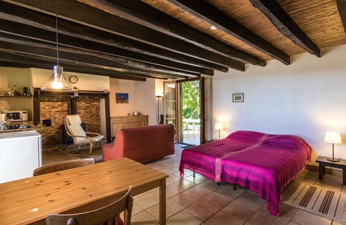 Savignac-Ledrier Cottage | Peaceful Cottage in Savignac