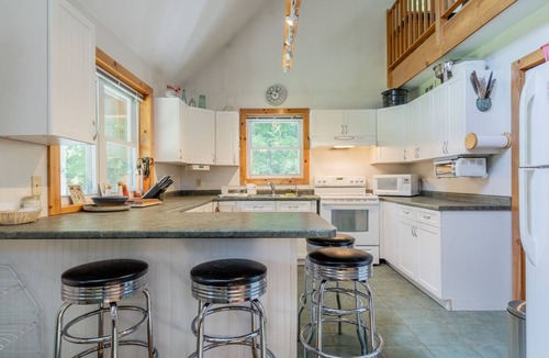 Minden House | Peaceful Cottage 2BDR 1BATH HDTV BBQ WIFI