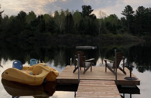 Blue Sea Cottage | Peaceful cottage on tranquil lake