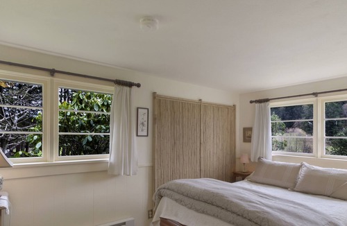 Olga House | Peaceful Cottage w/ Beach Access Orcas Island(CHC)