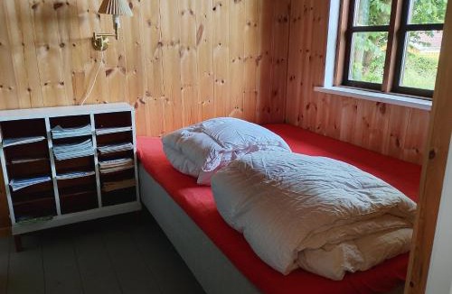 Kirke Hyllinge House | Peaceful Cottage With View Near Fjord Trails