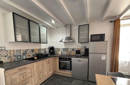 Chantonnay Cottage | Peaceful cottage with local wildlife - 6 guests