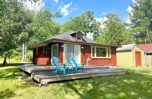Chichester House | Peaceful Cottage with Mountain Views