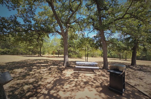 Cedar Creek House | Peaceful Country Get Away