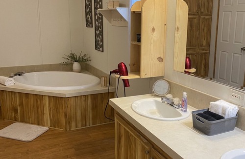 Oologah Other | Peaceful Country Getaway on an acre