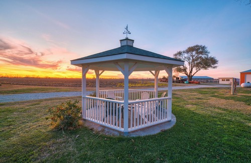 Greenwich House | Peaceful Country Guest Home