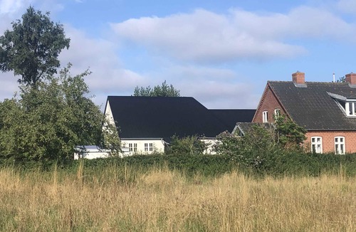 Kædeby Haver House | Peaceful country home with beautiful water view