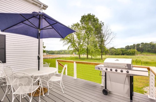 Washington House | Peaceful Country Home in Serene Setting with Yard