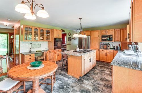 Baptistown House | Peaceful Country Retreat: Private & Convenient