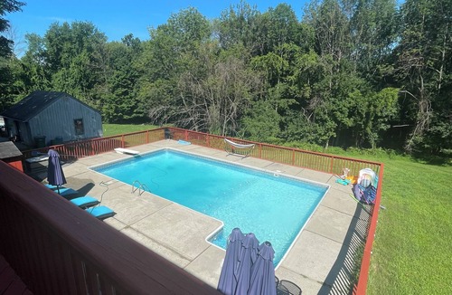 Vernon House | Peaceful Country Retreat