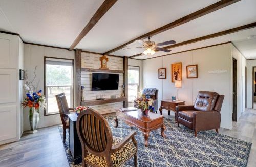 Hawley House | Peaceful Countryside Home w/Yard in Hawley