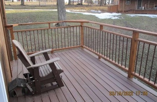 La Farge Cabin | Peaceful Cozy Cabin Close to Kickapoo Reserve