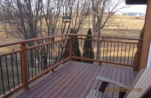 La Farge Cabin | Peaceful Cozy Cabin Close to Kickapoo Reserve
