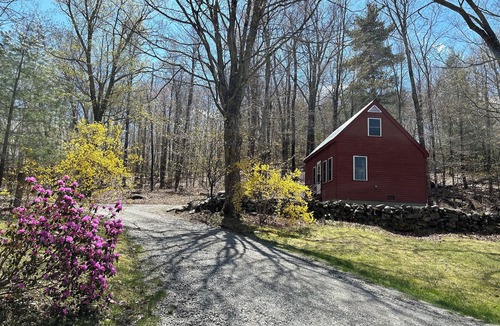 Guilford House | Peaceful Cozy Cottage in the Vermont Woods