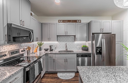 Addison Apartment | Peaceful cozy retreat