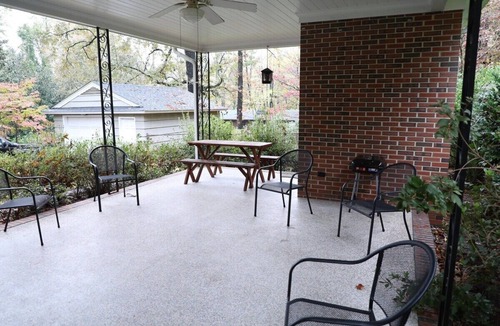 Durham House | Peaceful Duke Forest Retreat Near Duke & Downtown