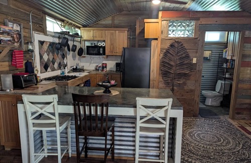 Centralia Cabin | Peaceful East Texas Getaway