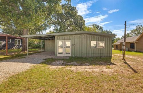 Mineola House | Peaceful East Texas Retreat! Mineola Bungalow