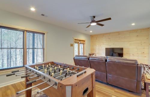 Ellijay House | Peaceful Ellijay Cabin Pool Access and Resort Perks