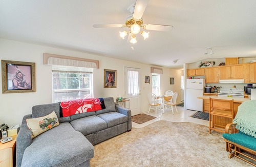 Ardenvoir Cabin | Peaceful Entiat Home: Pets Welcome!