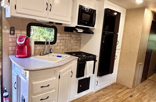 Crystal River House | Peaceful Escape in Manatee Paradise